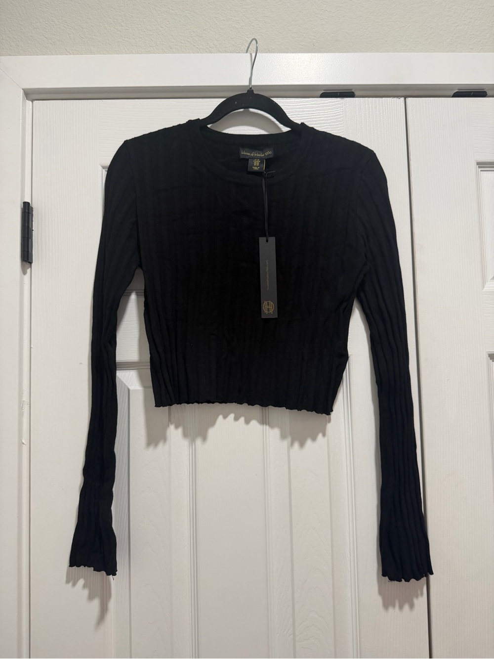 NWT Revolve House of Harlow Black Ribbed Long-Sleeve Crop Sweater M